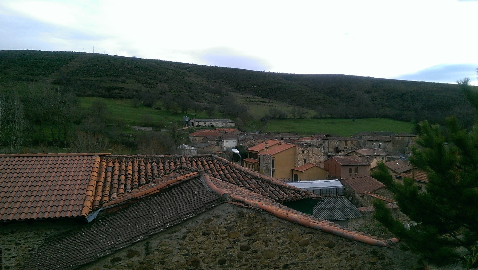 Primavera en Benllera y Luna